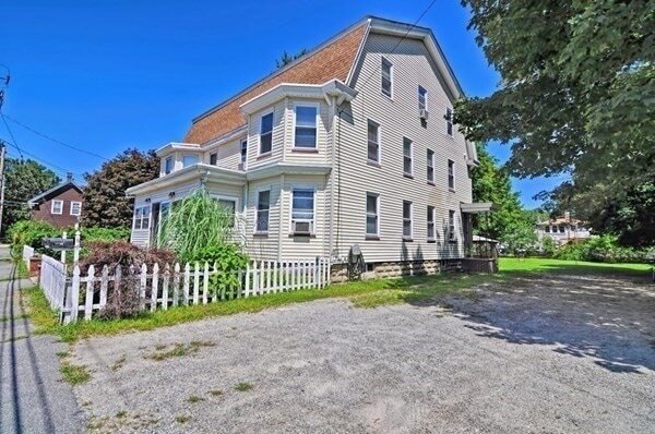 Building Photo - 6 Fletcher St