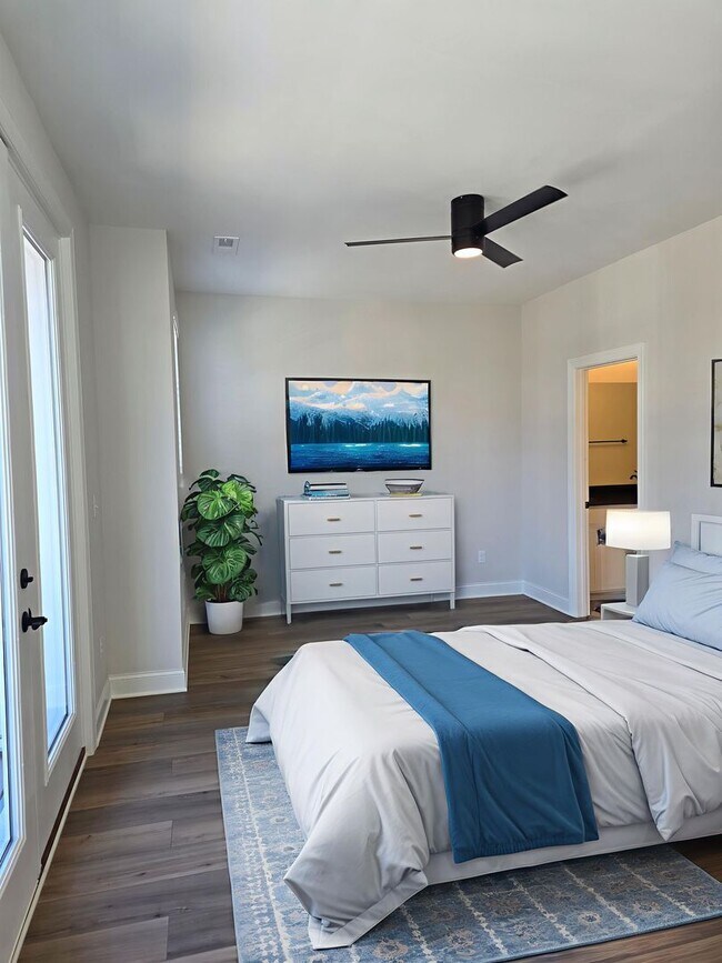 Building Photo - Brand New Townhome 3/3 Downtown near UTC a...