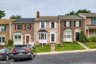 Building Photo - 493 Ashton Ln