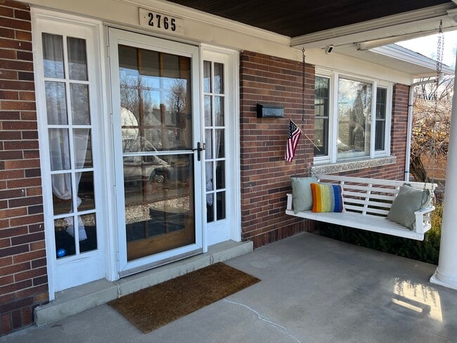 Photo - 2765 S Imperial St House