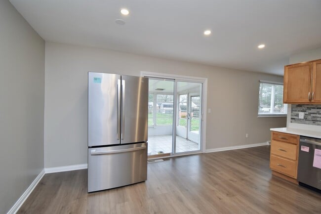 Building Photo - 7073 Monongahela Dr