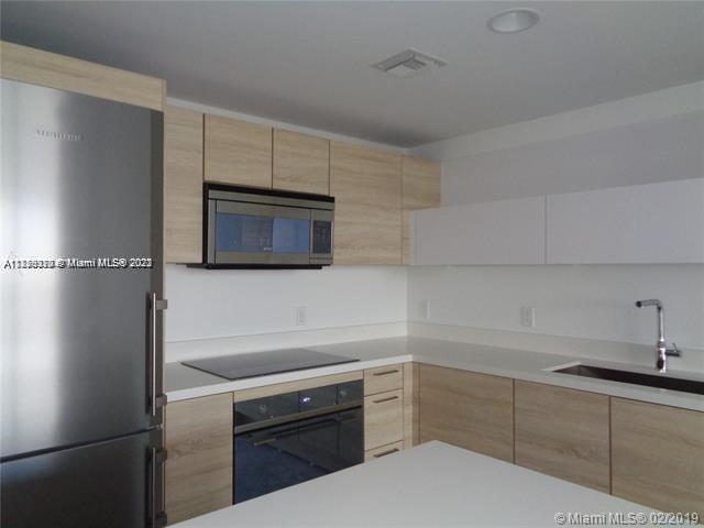 Foto del edificio - 16385 Biscayne Blvd