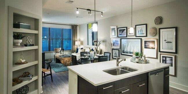 Foto del edificio - 7100 Old Katy Rd