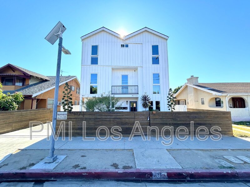 Foto principal - 4177 Normandie Ave