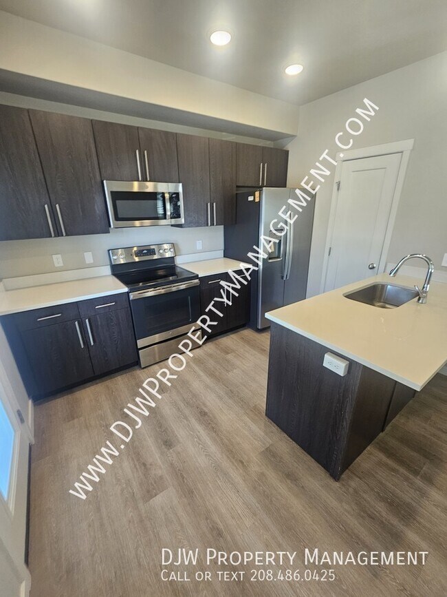 Foto del edificio - 628 N 44th St