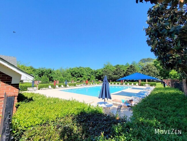 Foto del edificio - 2200 Valley Edge Dr