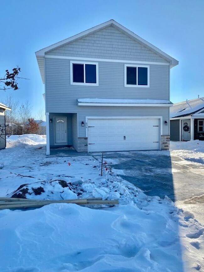 Foto del edificio - 2 Bedrooms, 1 Bathroom Split level Home in Brainerd, MN w/1 car garage