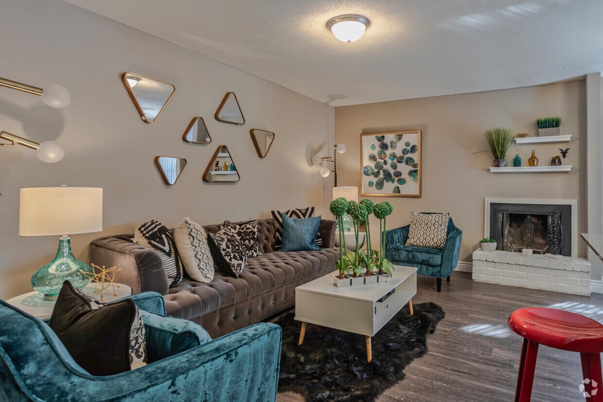 The Beverly Apartments Richardson, TX