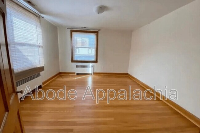 Foto del edificio - 116 Cumberland Ct