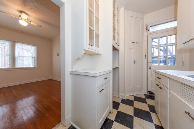 Foto del edificio - Historic Greentree Loft Apartments