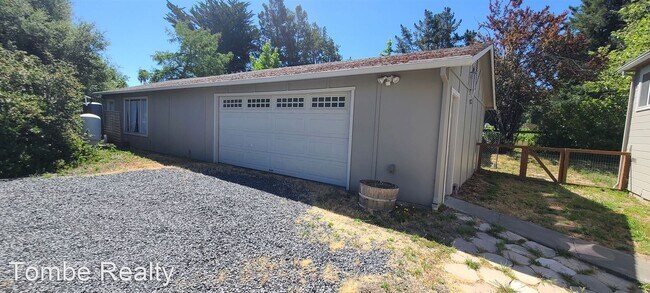 Foto del edificio - 3 br, 1.5 bath House - 8031 Mill Station Rd