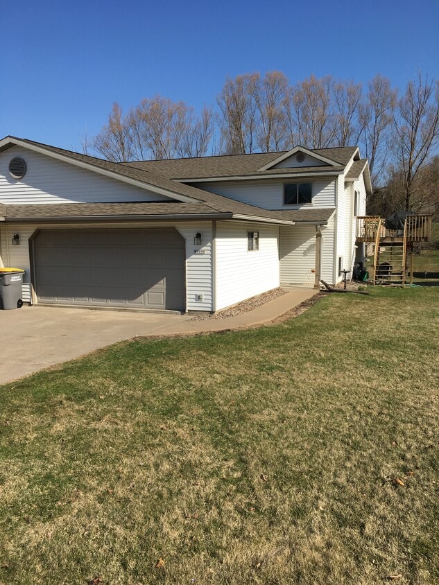 Exterior - Twin Home - W6040 Bucklin Rd