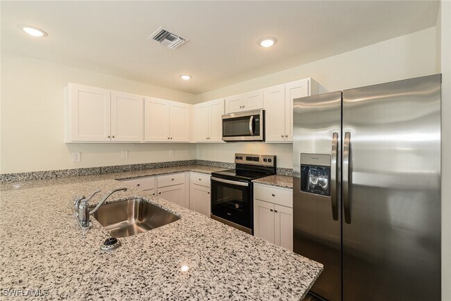 Building Photo - 3702 NW 48th St