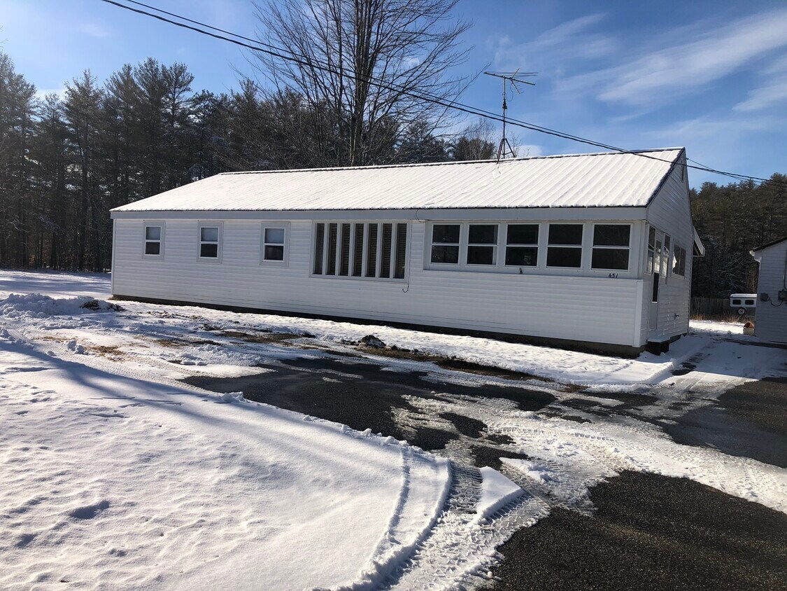Primary Photo - 431 Shaker Rd