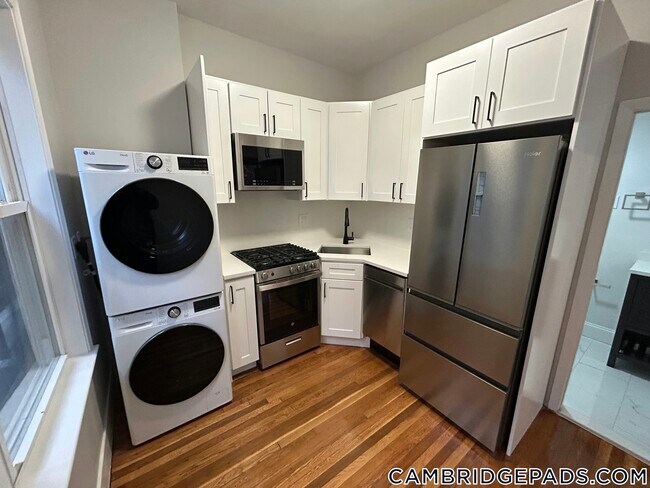 Foto del edificio - 1576 Cambridge St