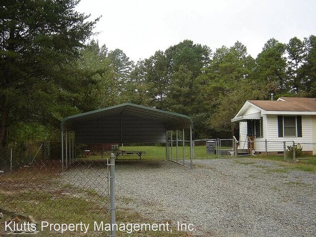 Building Photo - 3 br, 1 bath House - 230 I K Beatty Street