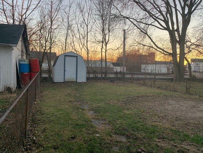 Building Photo - Check out this 2bdr ranch for rent!
