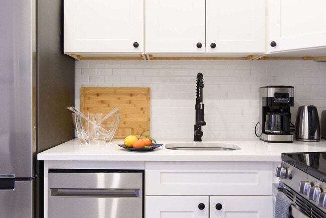 Foto del edificio - 240e E 75th St