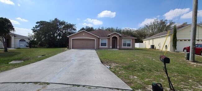 Building Photo - Single Family Home in Poinciana, Village 7