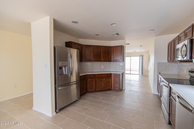 Foto del edificio - 9013 N 14th St