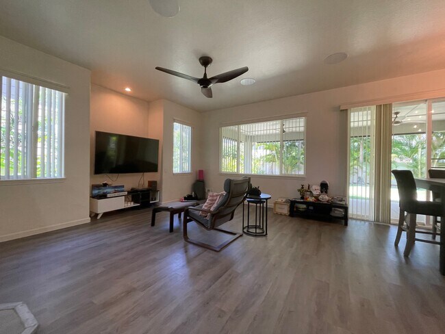 Foto del edificio - 91-773 Launahele St