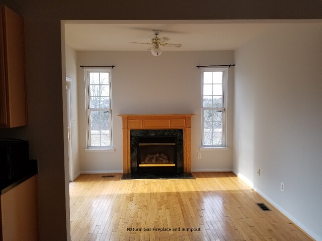 Building Photo - 12046 Kemps Landing Cir