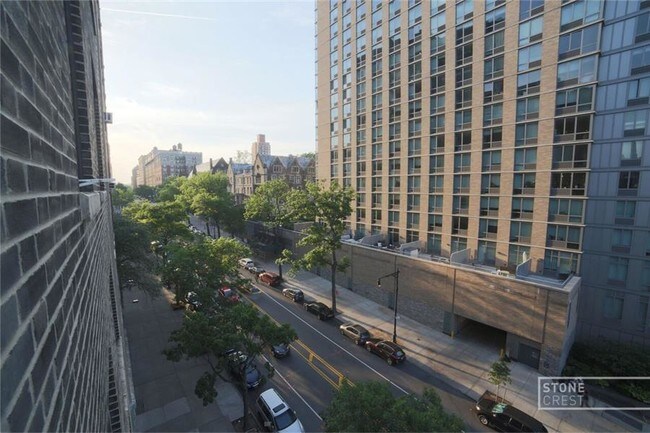 Building Photo - 412 West 110th Street