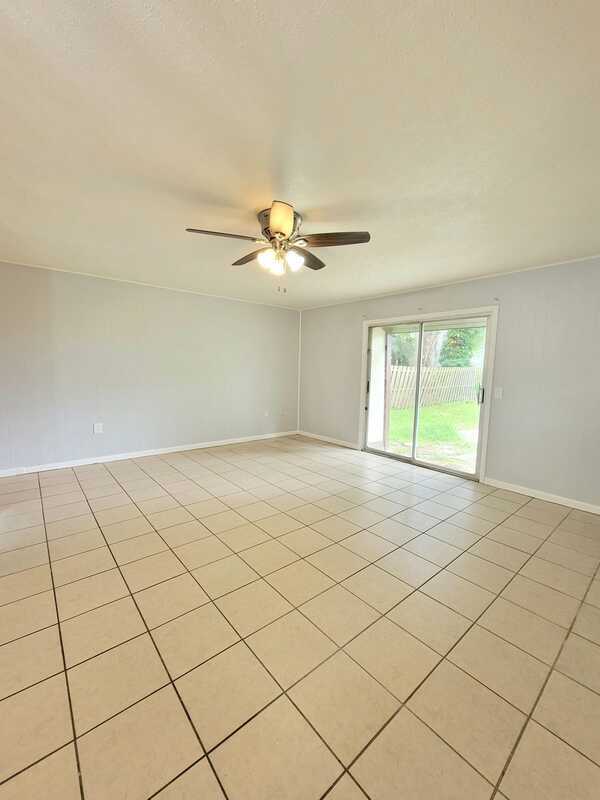 Photo - 1339 Eagleview Dr Apartment