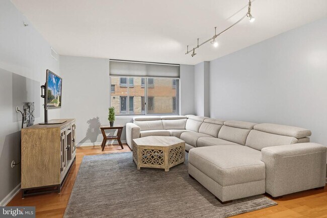Foto del edificio - 440 L St NW