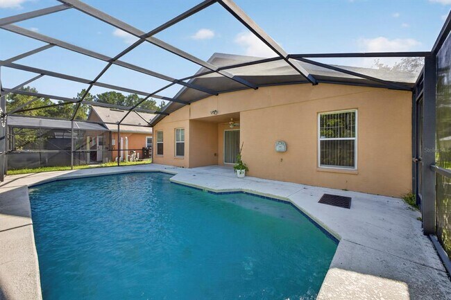 Foto del edificio - 839 Sandy Ridge Dr