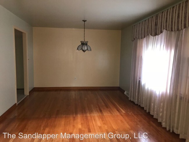 Building Photo - 3 br, 2 bath House - 978 Mikell Drive