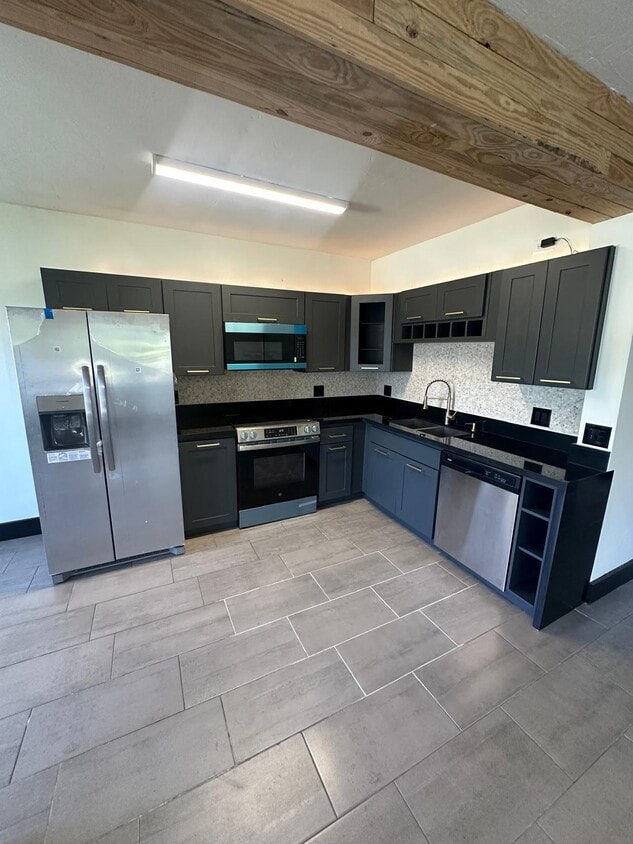Photo - 455 Golden Isles Dr (Hallandale Beach, FL)