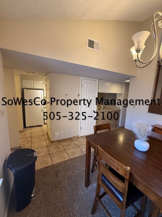 Foto del edificio - 2 Bedroom Furnished Monthly Rental in Coun...