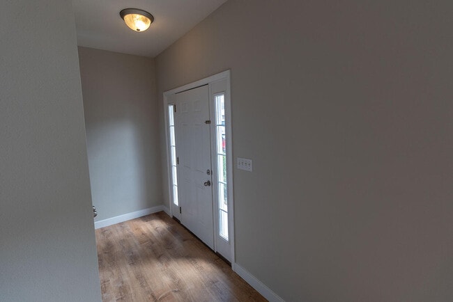 Building Photo - 1633 Citadel Dr