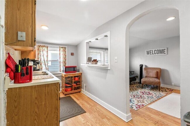 Foto del edificio - 939 E 3rd St