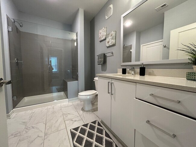 Foto del edificio - 6400 Blue Stone Rd