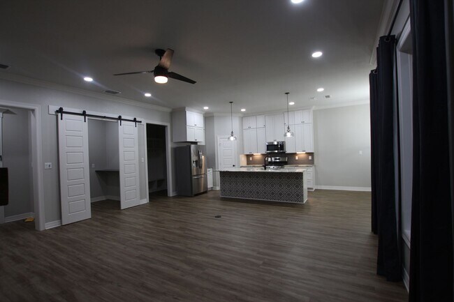 Foto del edificio - Stunning 3 bedroom 2 bath rental in Whitehouse! – A Must-See!