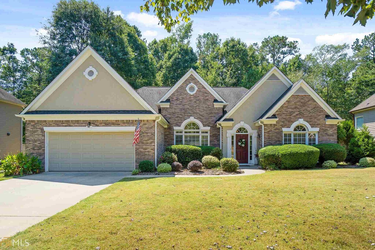 Foto principal - 208 Briarleigh Dr