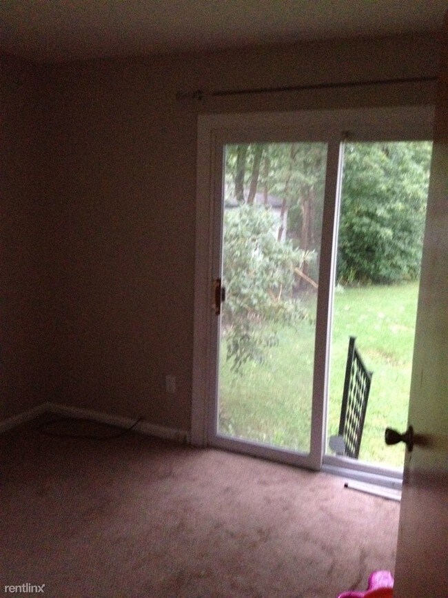 Building Photo - 7468 Bramell