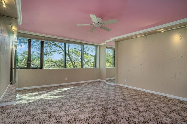 Building Photo - 5200 Keller Springs Rd
