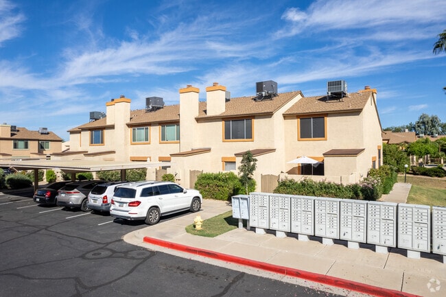 Building Photo - Vistas Apartments