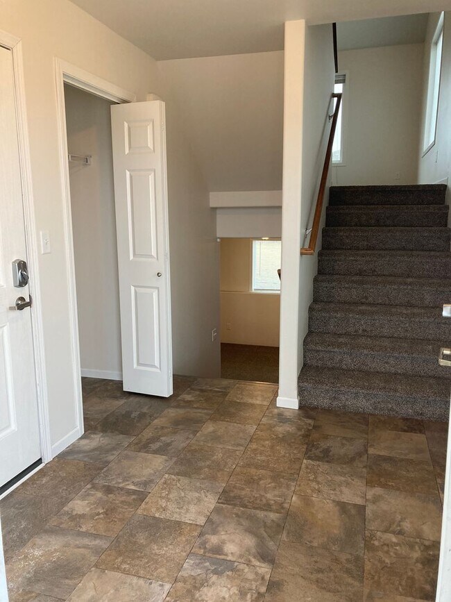 Foto del edificio - 3 Bed 3 Bath Single Family Home