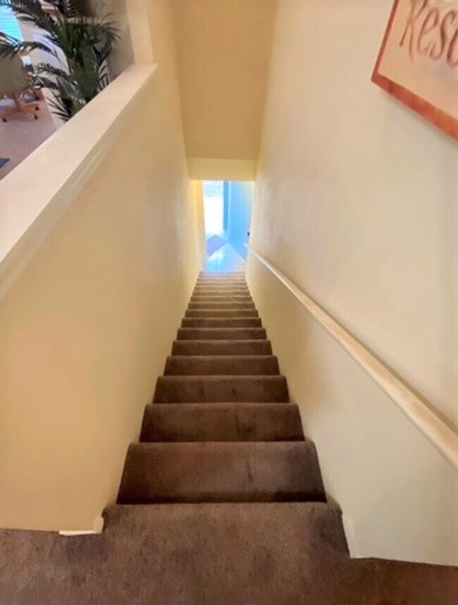 Building Photo - 1BR/1BA Cobblestone at Eagle Harbor Luxury...