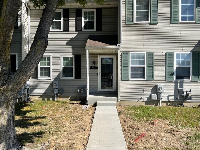 Foto del edificio - 147 Holmes St