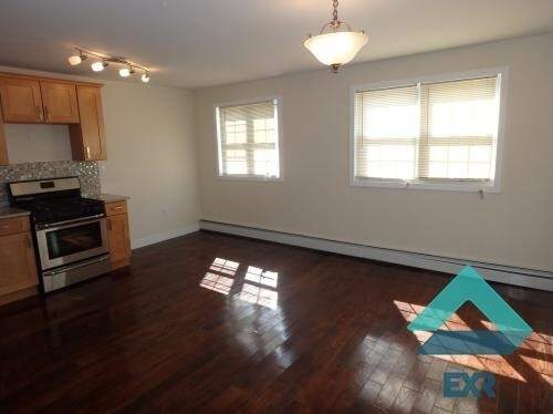 Building Photo - 1056 Barbey St