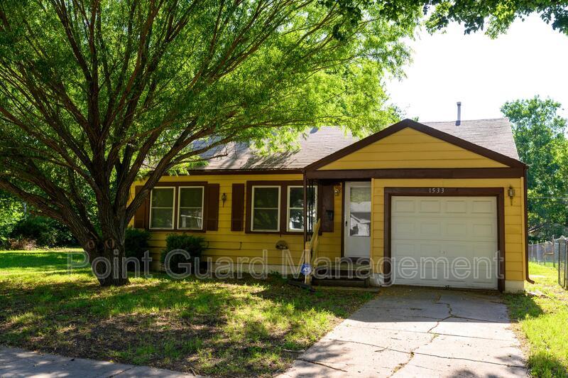 Primary Photo - 1533 N Ash St