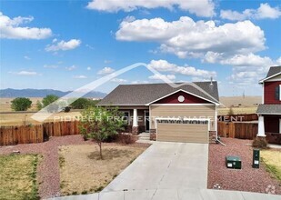 Building Photo - 3884 Saguaro Cir