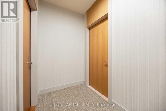 Photo du bâtiment - 8960 Jane St