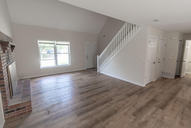 Building Photo - 1916 Mirtle Grove Ct