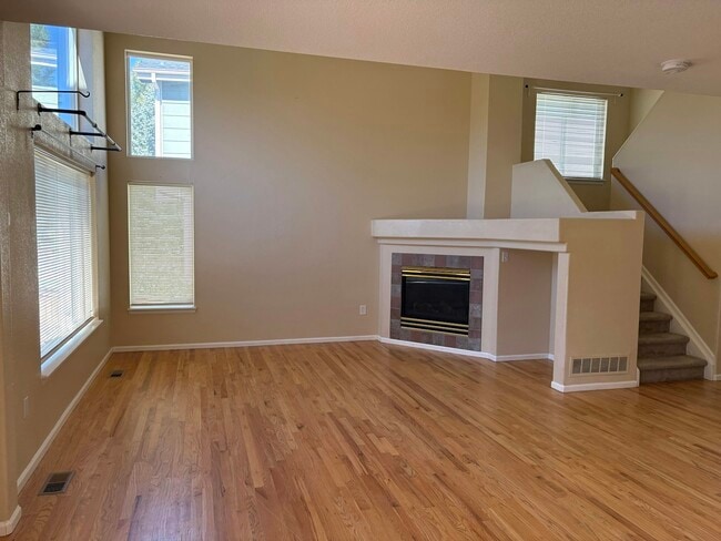Building Photo - 4338 E Brookwood Dr